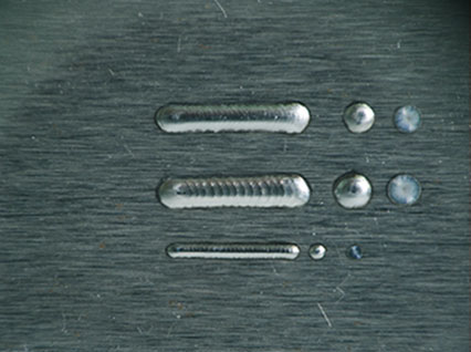 <a href='http://www.jiajingya.com.cn/product/3.htm' class='text_a'>模具激光焊機(jī)</a>修復(fù)鏡面模具效果
